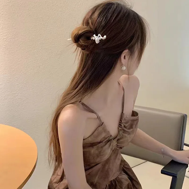 GEERDENG New Chinese Style Pearl Hairpin Female Metal Hair Stick Retro Butterfly Hair Forks Hanfu Coiling Hairpin