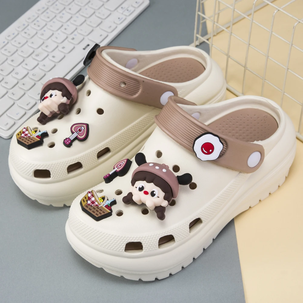 New Design Fashion Breathable Anti slip Kids Ladies Sandals Shoes Platform Thick Sole House Outdoor Casual slippers Women Clogs