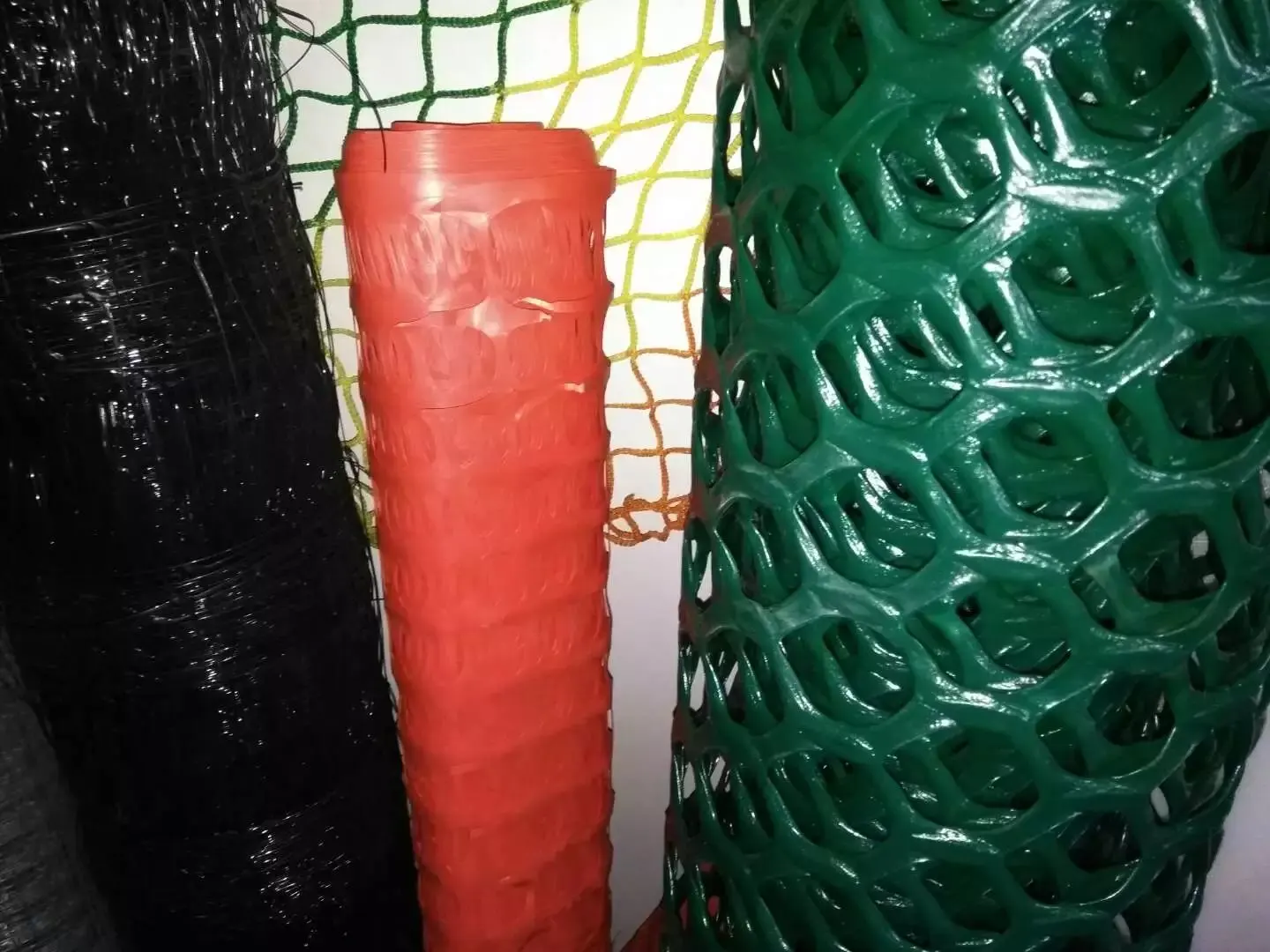 plastic extruded mesh flat mesh netting roll /HDPE plastic mesh/Plastic Garden Fence Mesh