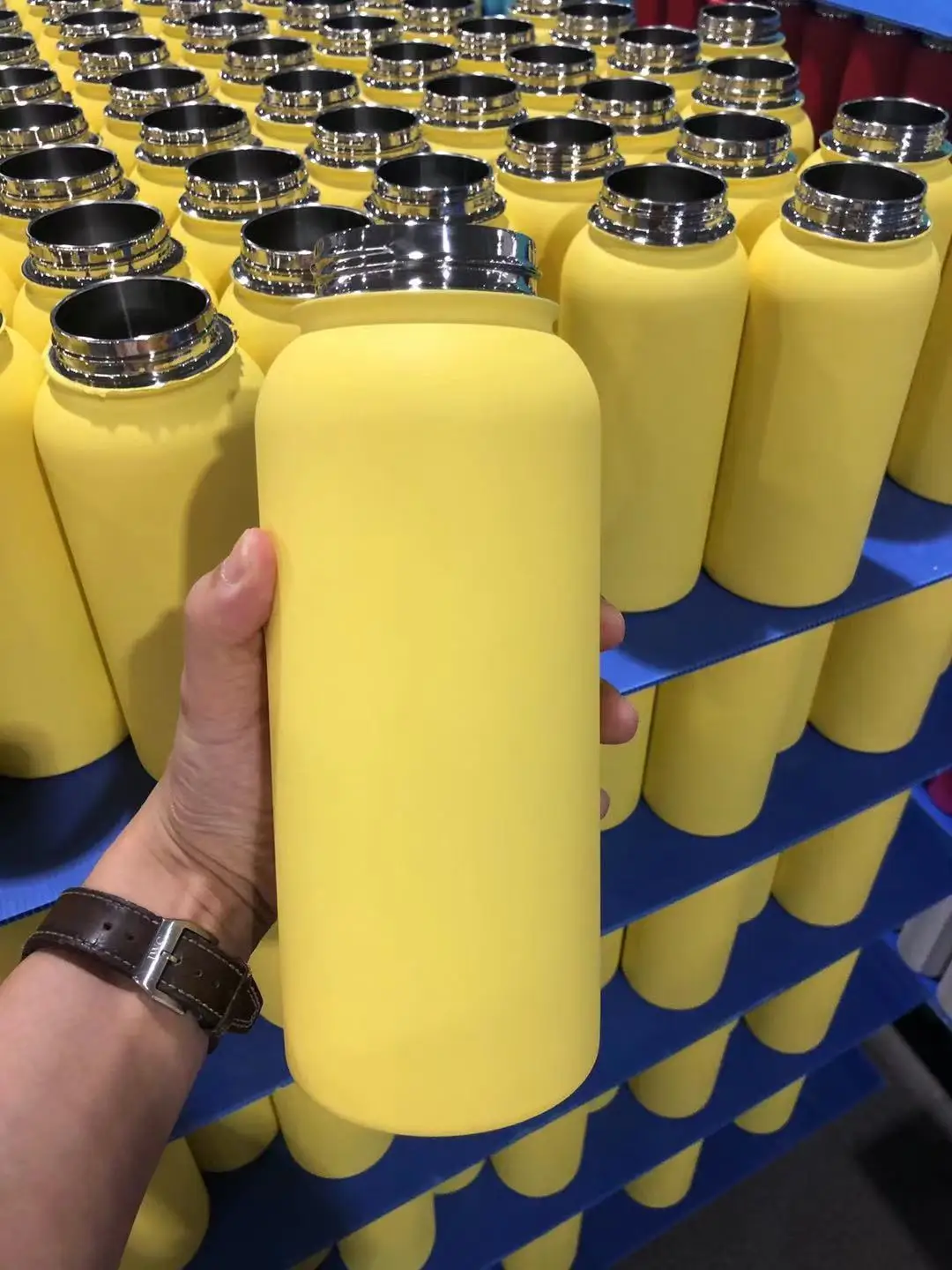 Fokison 2 Liter Vacuum Seal Water Bottle water bottle 2 liter