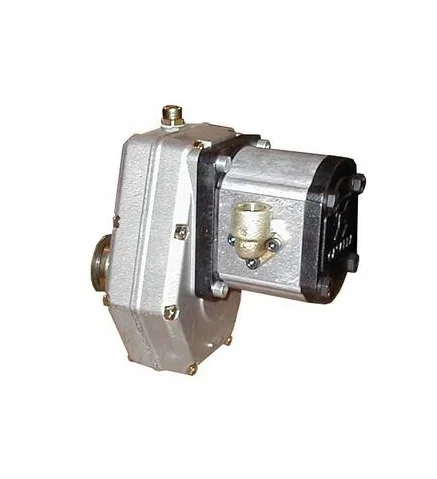 Agricultural tractor PTO gearbox and gear pump assembly
