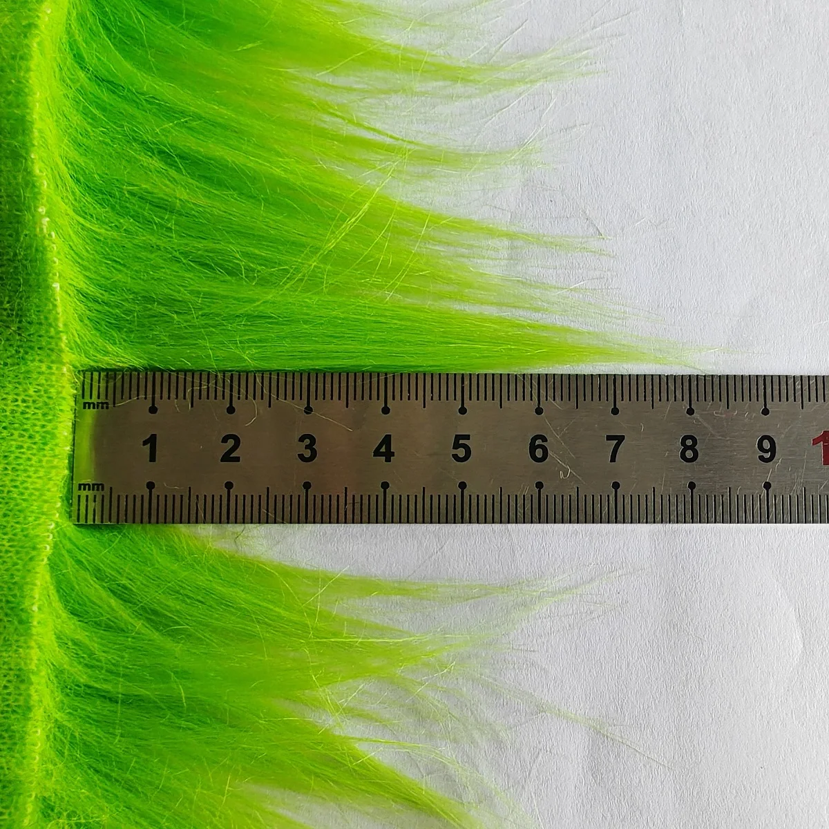 Popular Wholesale 40-60mm, width 160cm 180cm plush toy clothing fabric 100% Acrylic long pile fake fur fabric/