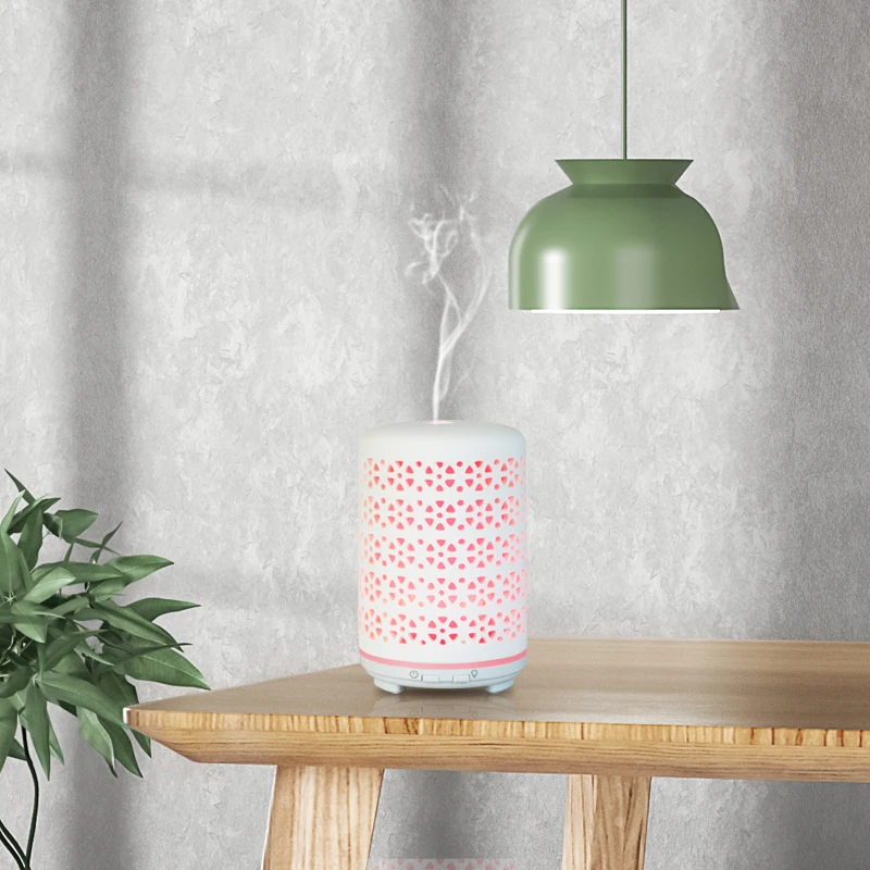 China Manufacture Factory 100ml Ceramic Mist Maker Air Humidifier Machine Essential Oil Ultrasonic Aroma Diffuser