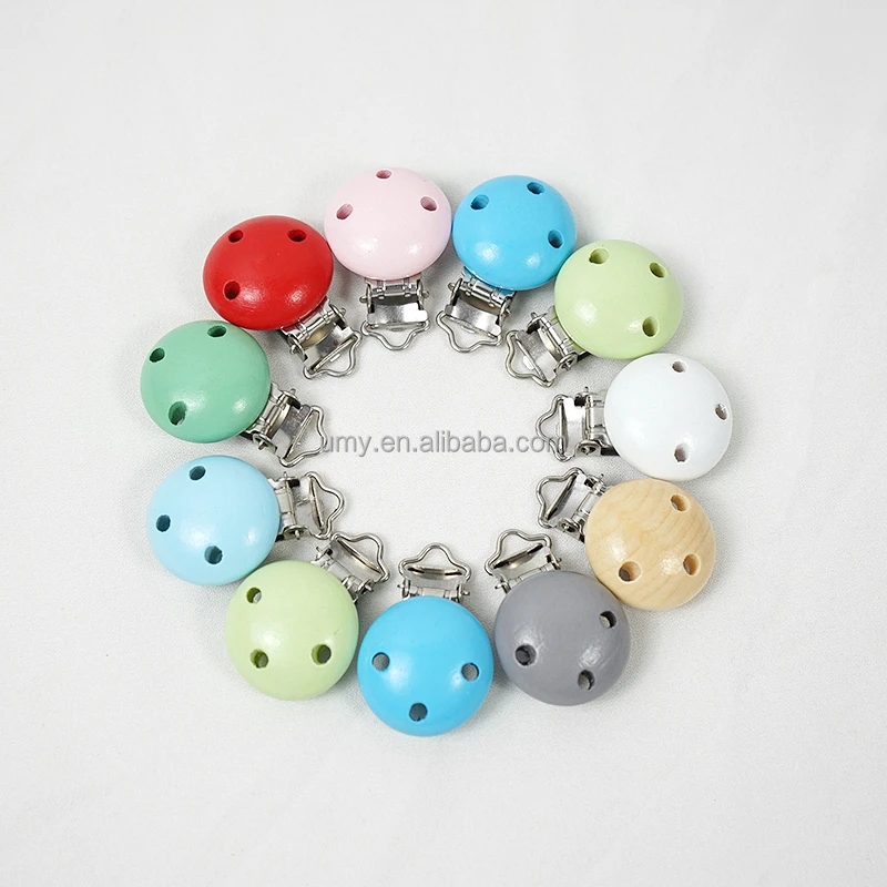 AU104457 Pacifier Clip1