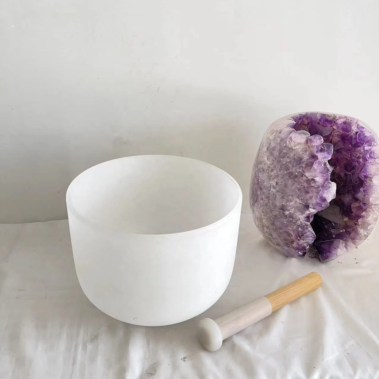 Chakra Sound Therapy wholesale Quartz Crystal Classic frosted singing bowl with patent silicone mallet for yoga meditation