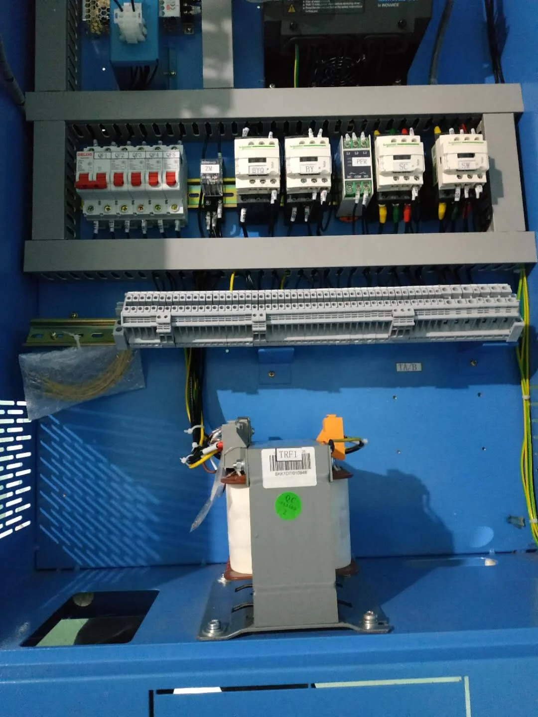 NICE100new Open-Loop Integrated Elevator Control cabinet 3.7kw /5.5kw/7.5kw/11kw/15kw