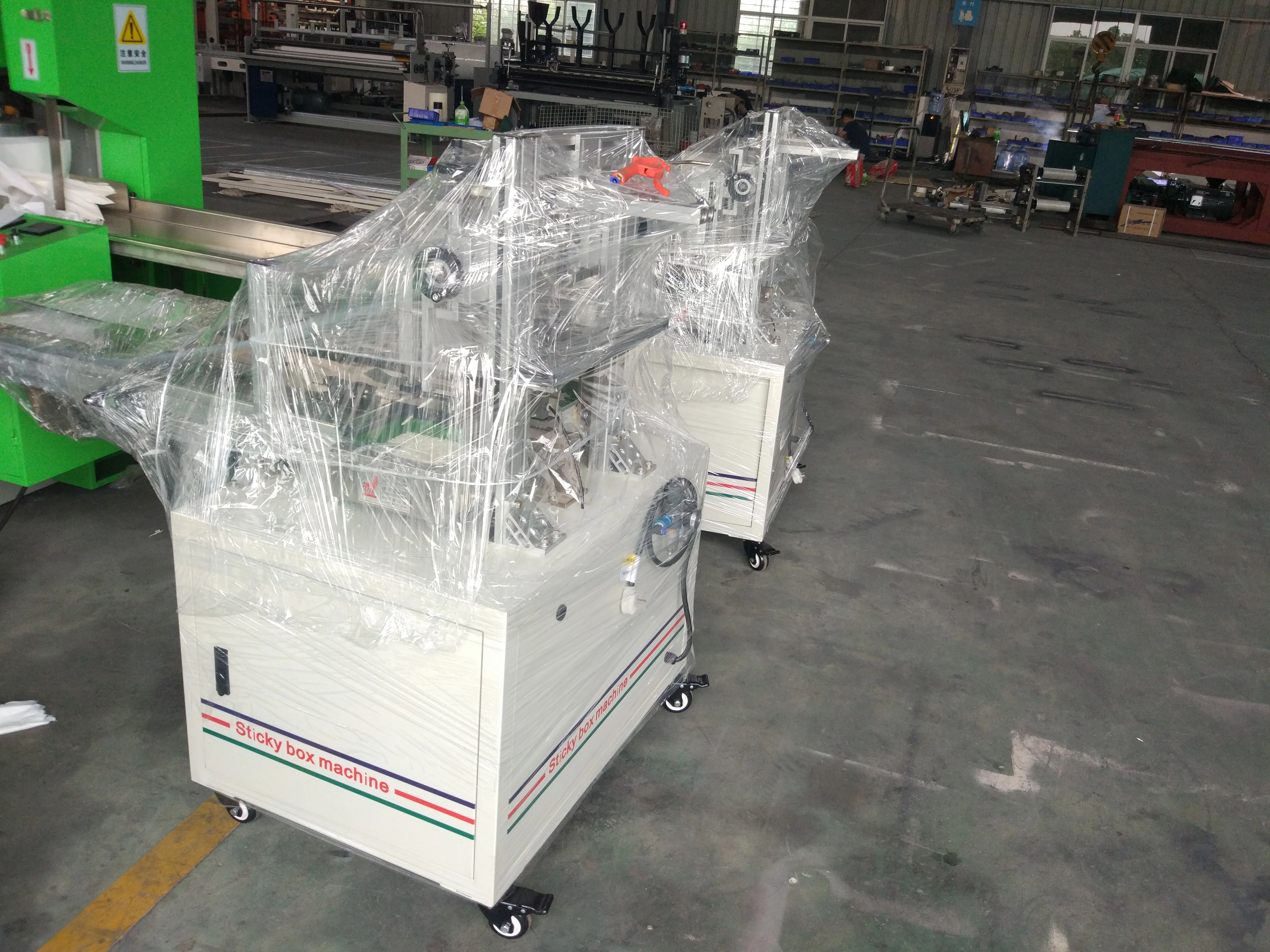 Manual facial tissue paper carton box packing machine