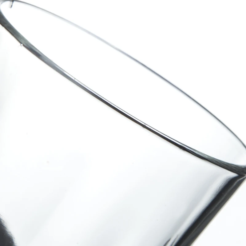 Guangzhou Factory Low Price Liquor Stemmed Short Ice Beer Glassware