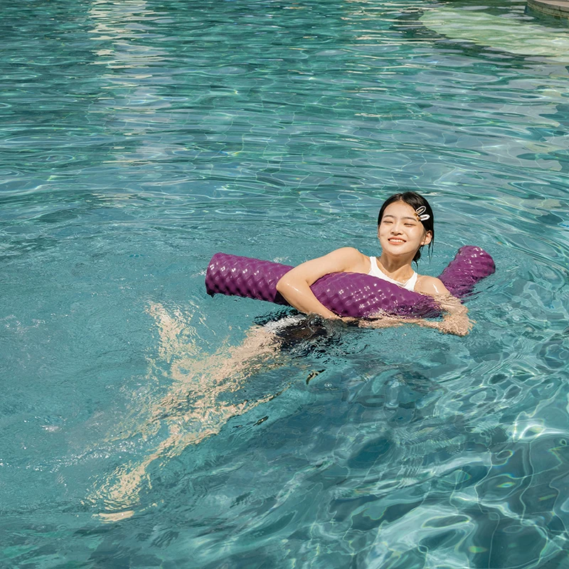 HongWo Manufacture Custom Soft NBR Foam Durable Unsinkable Float Noodle Floating Swimming Wholesale Swimming Equipment