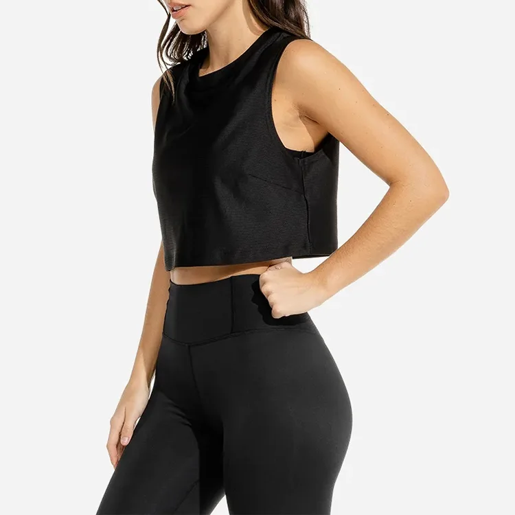 2021 Woman Custom Logo Mini Cute Sleeveless Shirt 100% Cotton Loose Fit Solid Workout Tank Crop Top