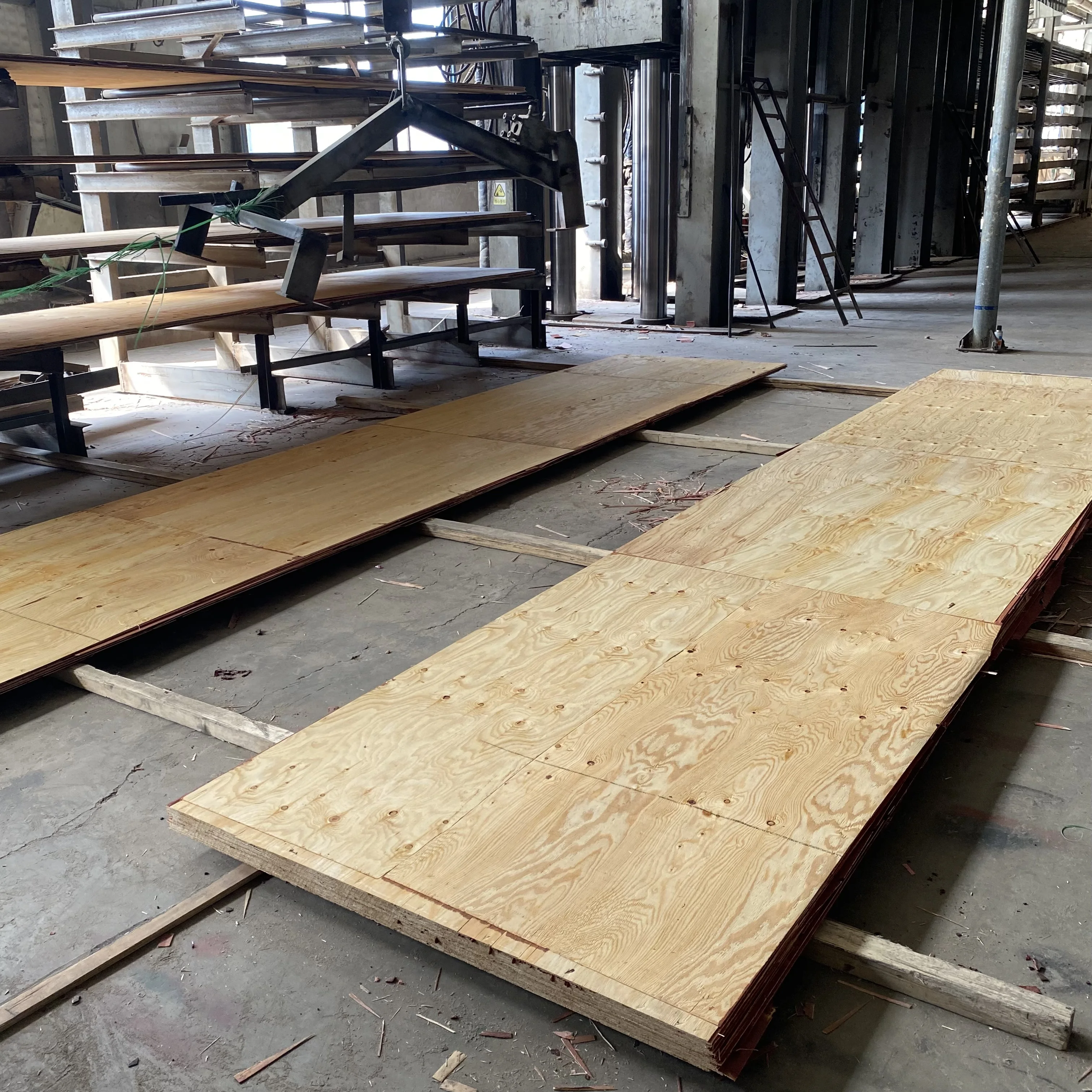 LVL wooden beams LVL plywood LVL board yeluwood Timber Beam H20 Wood Wooden Beam Construction Solid Pine Lvlwood