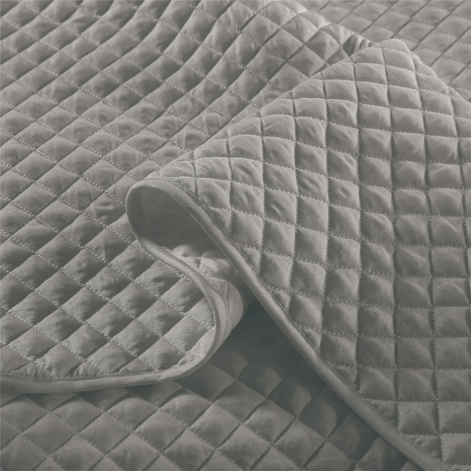 3-Piece Bedspread Quilt Set Quilted Bedding Microfiber Coverlet Set with Shams,