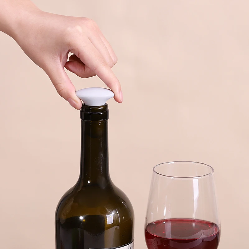 26mm Wine Stopper Accessories Gift Set Four Piece Chicken Silicone Beer Wine Bottle Cap