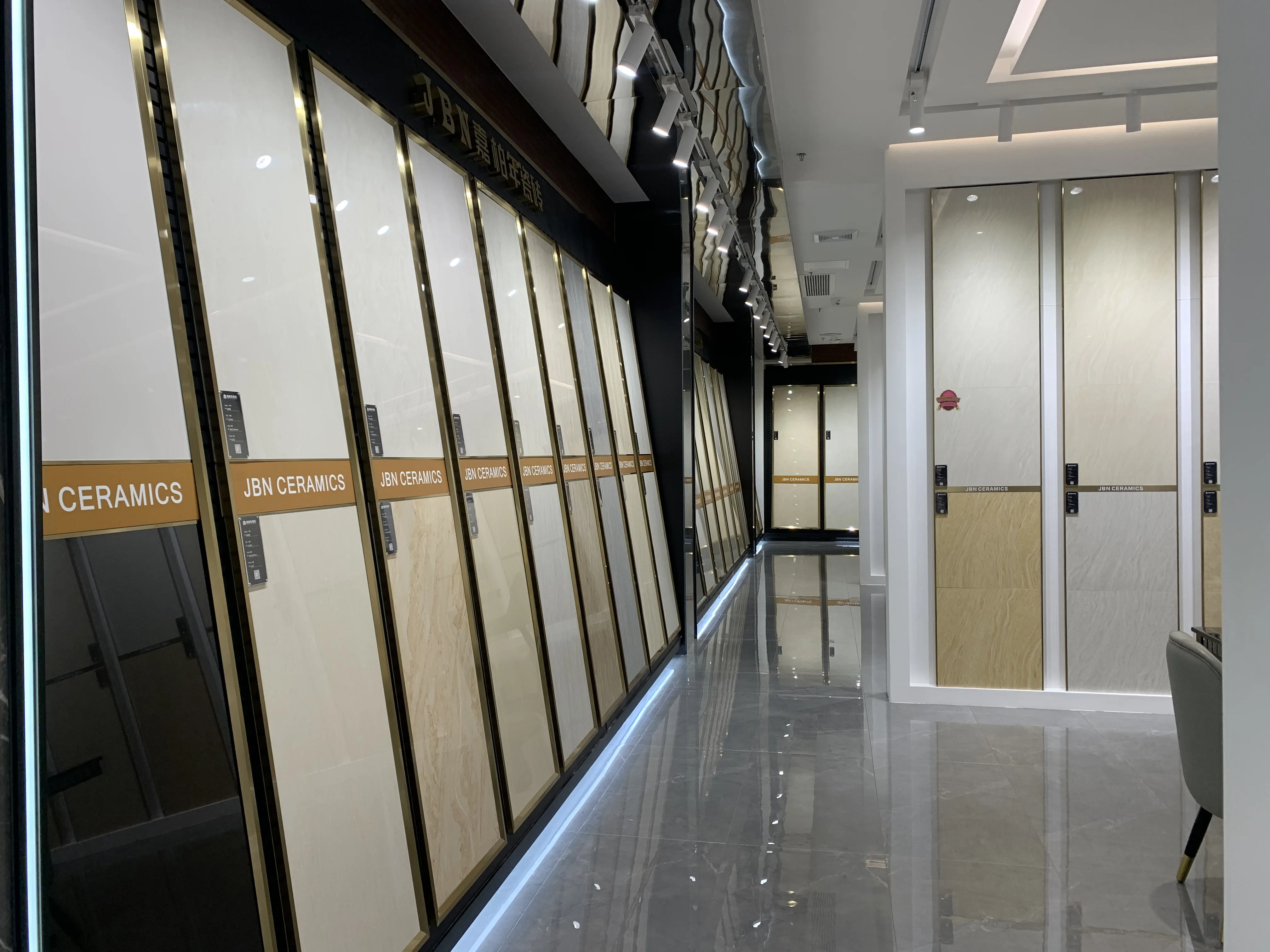 Granato Polished Floor Tiles Unglazed Tiles Price Ceramic Floor Tile Soluble Salt