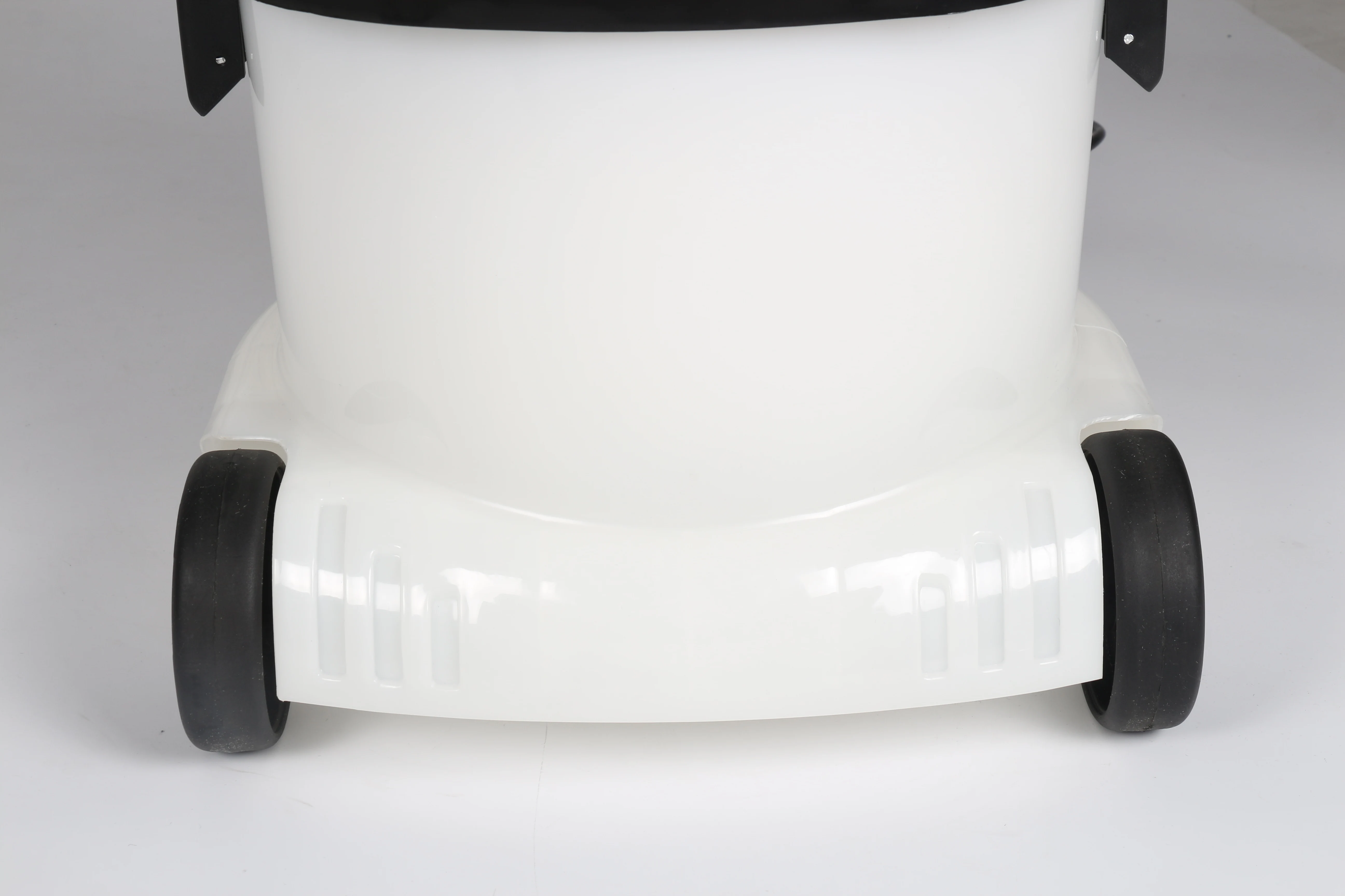 High Power 1000w Vacuum Cleaner American-Style motor With Plastic Tank 30L Water Suction Vacuum Cleaner