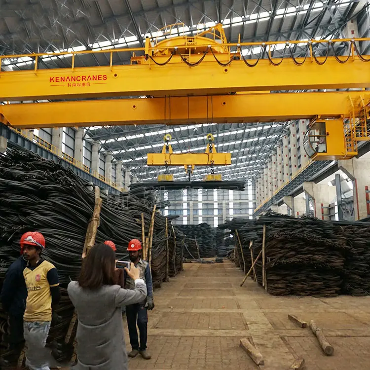Scrap Yards Lifting Electromagnet Traveling Overhead Crane With Magnet