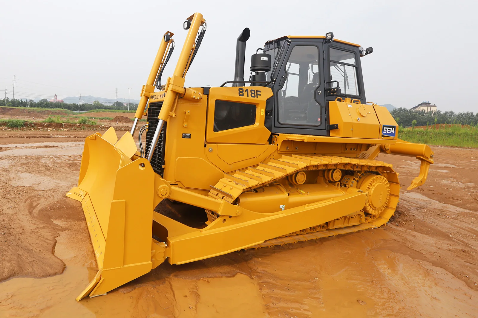 Chinese SEM quality assurance Caterpillar bulldozer models 818F price for sale