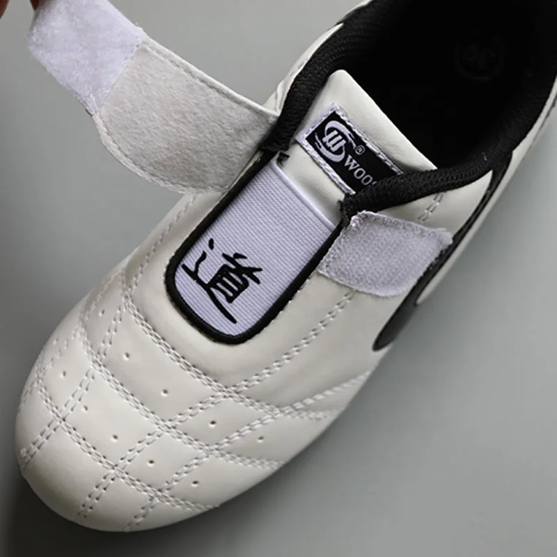 
Customized LOGO HOT sale Factory supply Best Quality adult children kung fu karate tai chi martial art training taekwondo shoes 