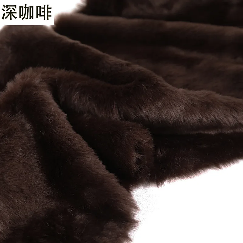 Manufacturer Wholesale Imitation Fox Fur Artificial Fur Fabric for Bags Clothing Coat Craft Decoration Material