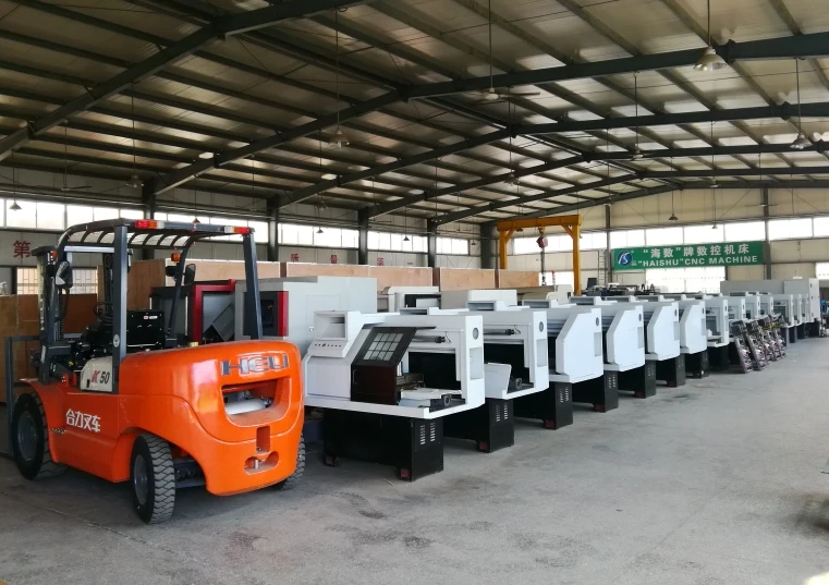 High Precision Lathe Machine Torno With CNC Controller CK0660A