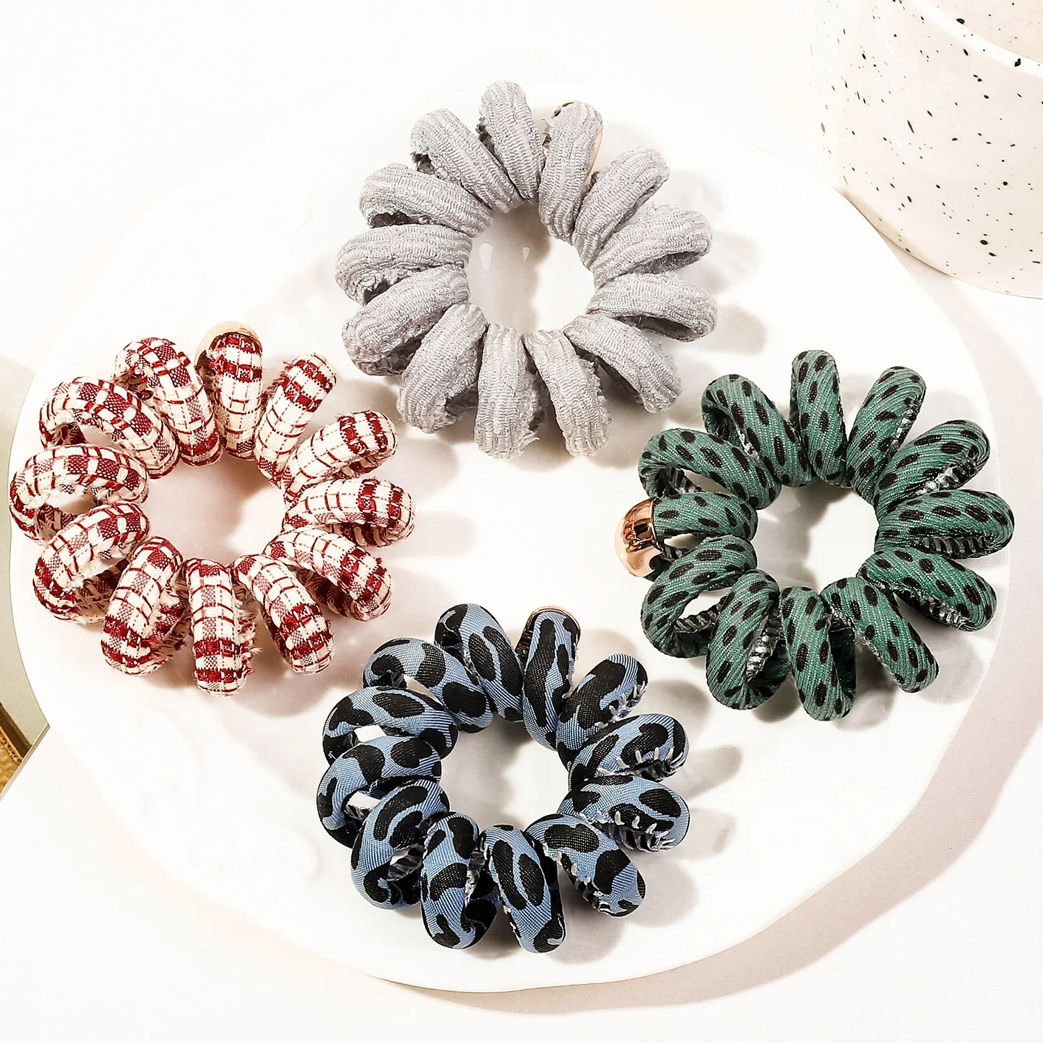 Fabric telephone cord hairband superior sense tie hair band head rope does not hurt the hair rope hair accessories