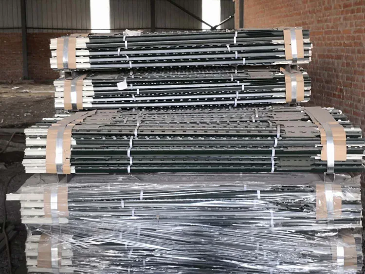 Cheap fence post wholesale 7 ft green 1.33 lb T bar post with clips