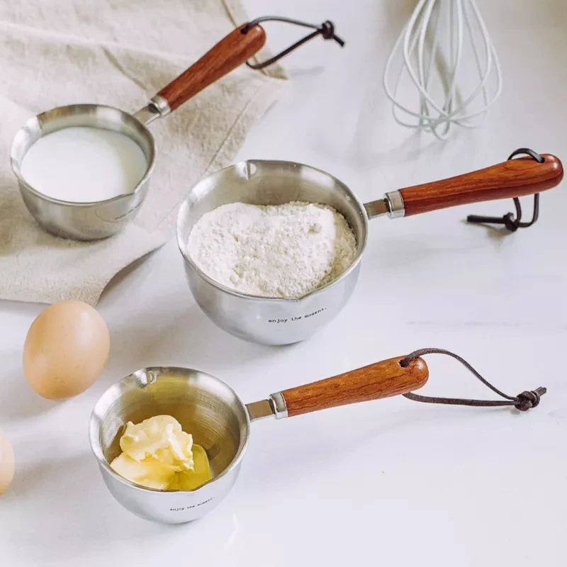 Hot Sell Japanese Style Sauce pan Cookware Amazon Stainless Steel Milk Pot Milk Pan Oil Pan Stock Pots With Wooden Handle