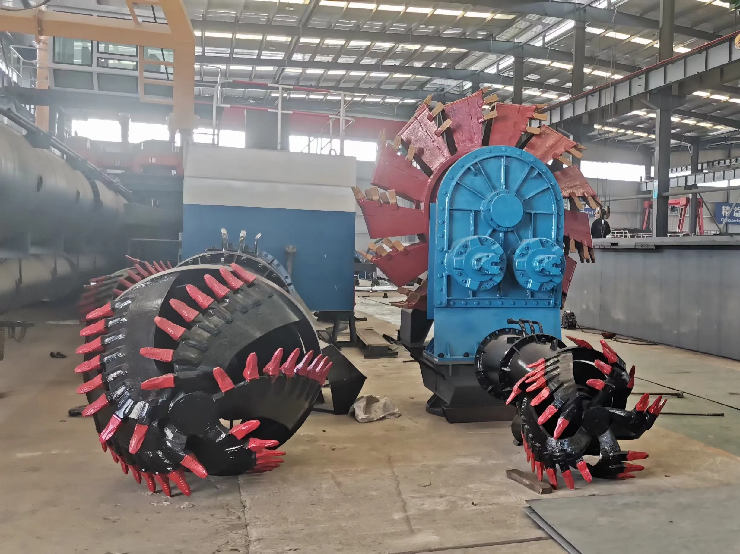Small 10 Inch Csd250 Fully Hydraulic Heavy-Duty Marine Engine Customizable Sand Machine Cutter Suction Dredger For Selling