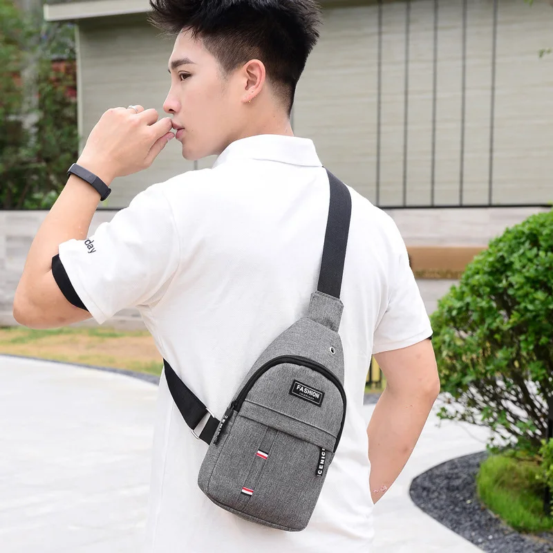 Wholesale Cheap Men Sport Chest Pack Bag Shoulder Earphone Hole Custom Logo Waterproof Crossbody Sling Bag for Men