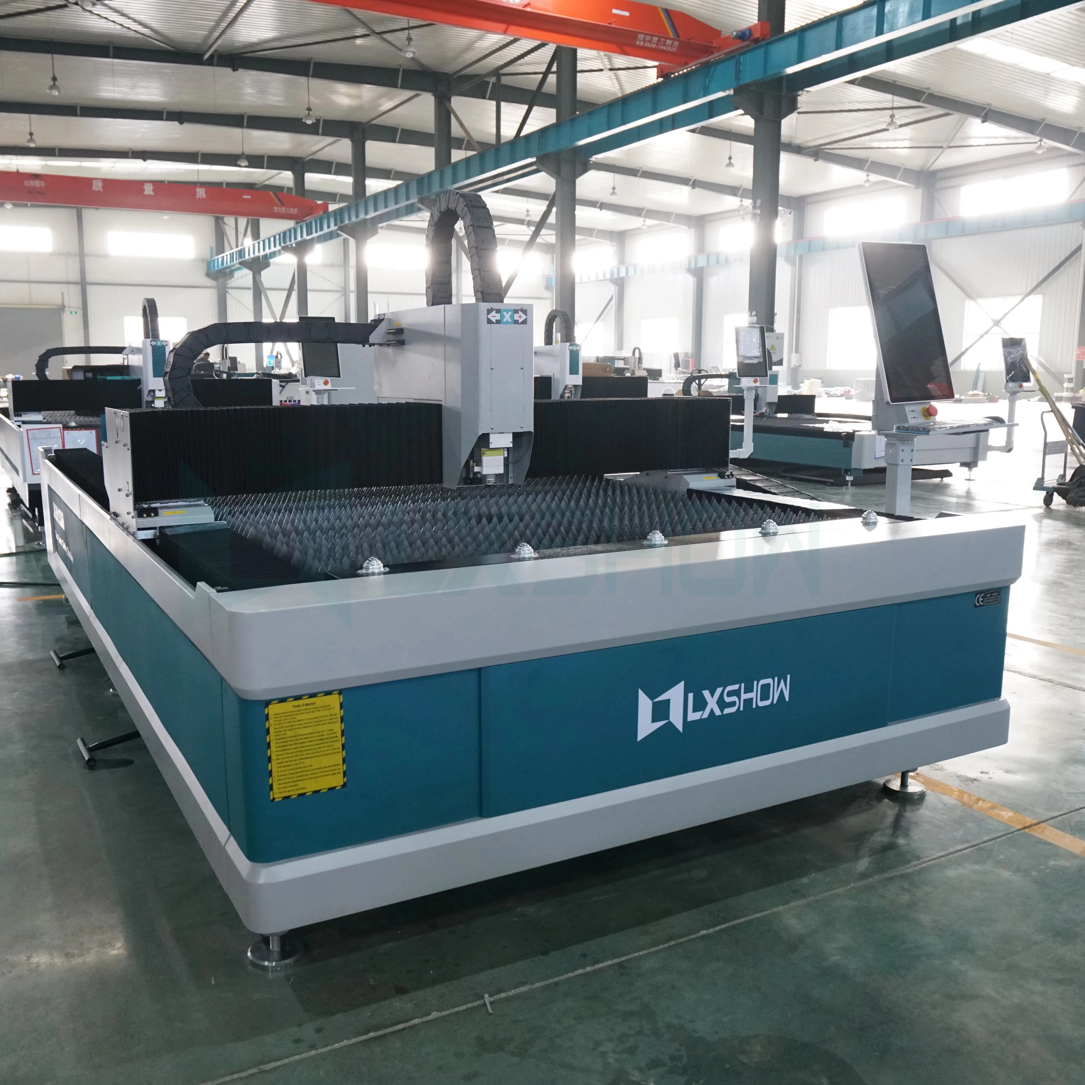 Lxshow 2000w Cut Stainless Steel Sheet Machine 1530 4020 1500w Fibre Laser Cnc for Metal
