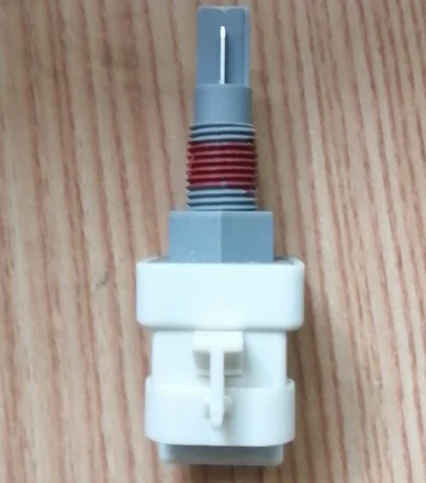 Fluid level sensor QSK50 G50 K50 coolant level sensor 2872769 4928568  2872768 4383933 5580005216 for cummins engine