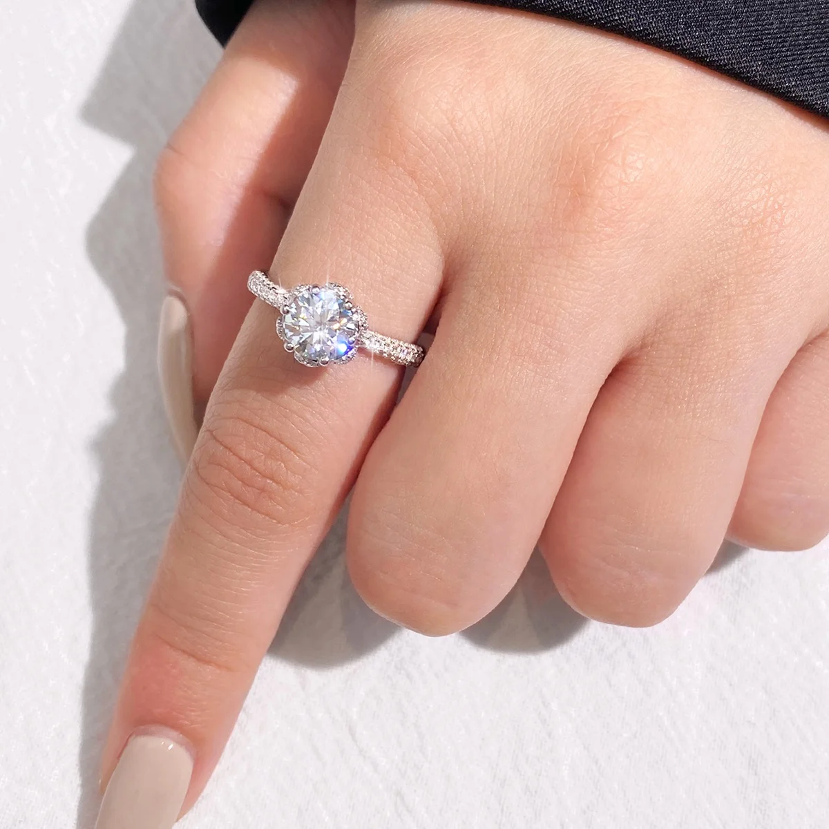 GRA Certificate  18K Gold  Round Cut  Diamond Moissanite Ring 925 Sterling Silver 1ct Carat for Women Engagement Jewelry
