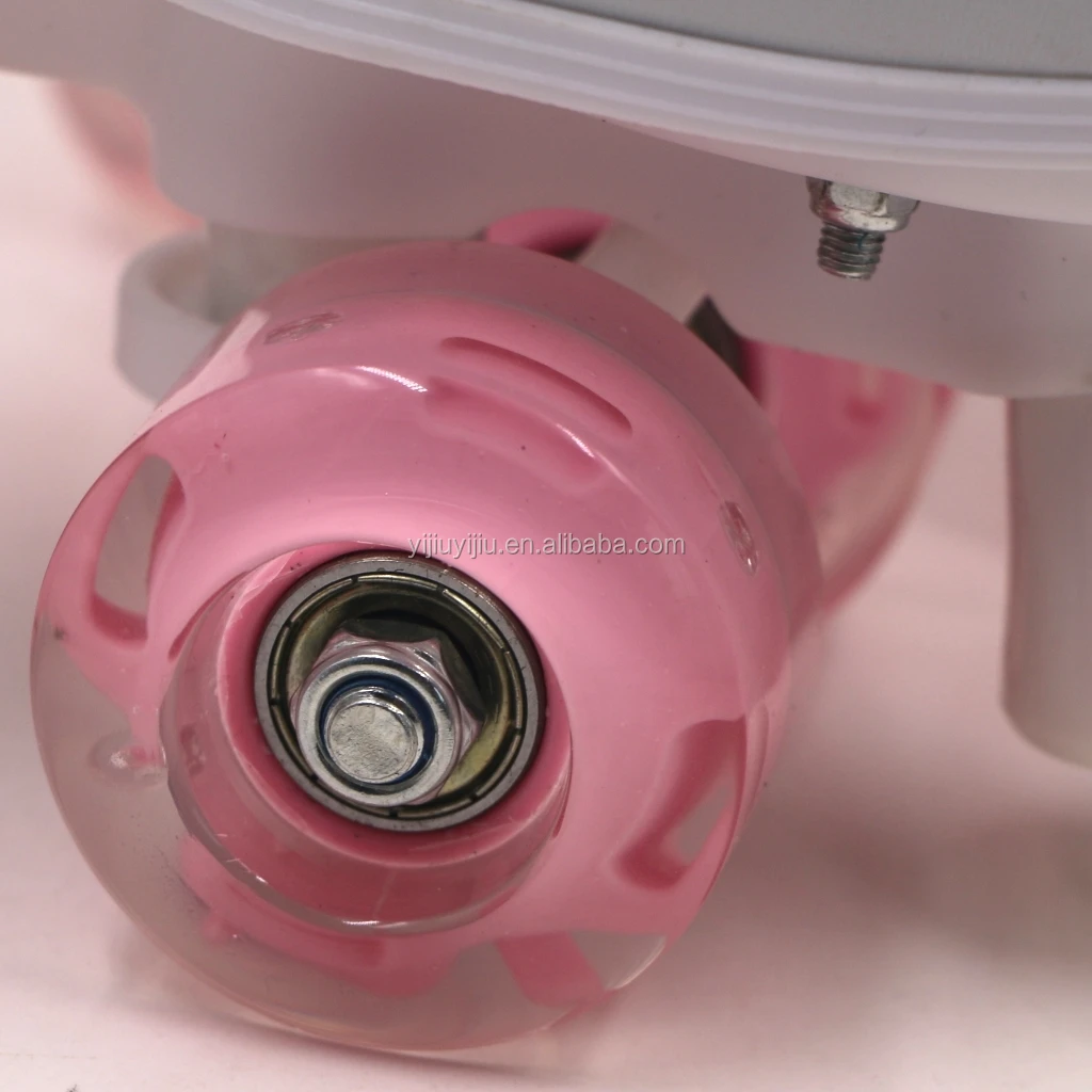 Wholesale price kids girls adult 4 wheels quad skates shoes patins Flashing Roller