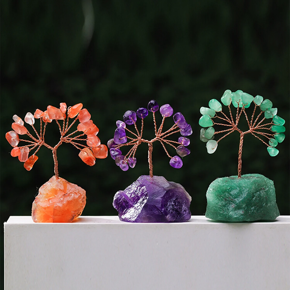 Wholesale Natural crystal raw stone Lucky Tree with original stone base home desk living room crystal decor in mini size