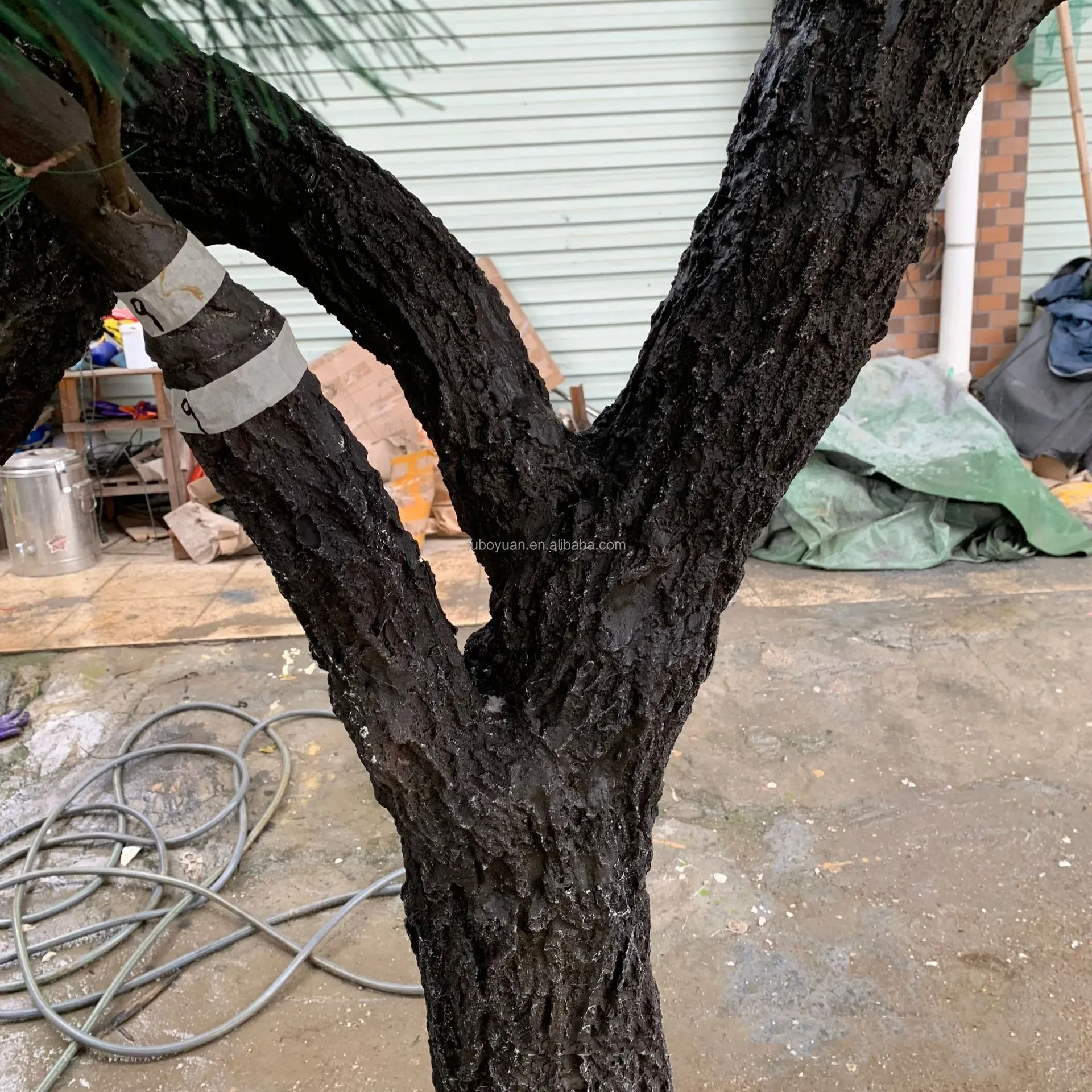 S02626 Home restaurant event decorative trees welcome pine artificial tree simulation podocarpus artificial pine tree for sale