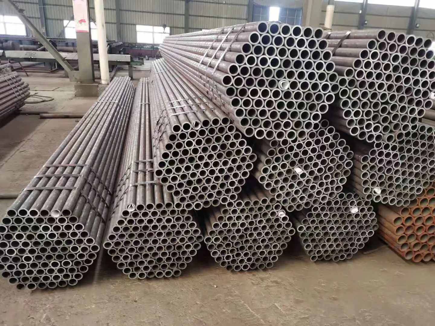Customized ASTM ASME B36.10 API 5L Tube ASTM A106 GR.B Carbon Seamless Steel Tube