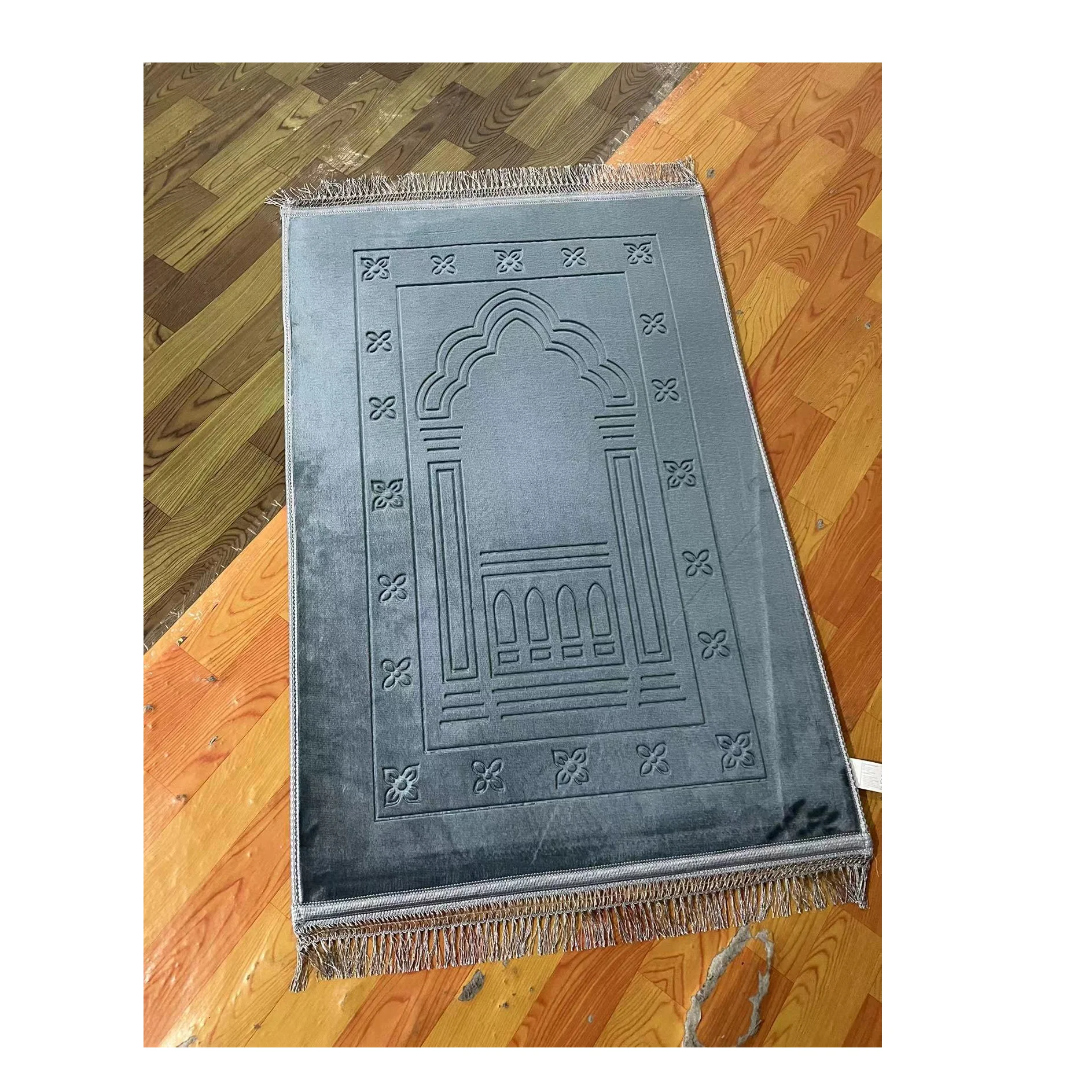 Hot Sell Pray Muslim Portable Prayer Rug outdoor and travel Islamic Sejadah for Arab carpets and rugs  praying mat Rug