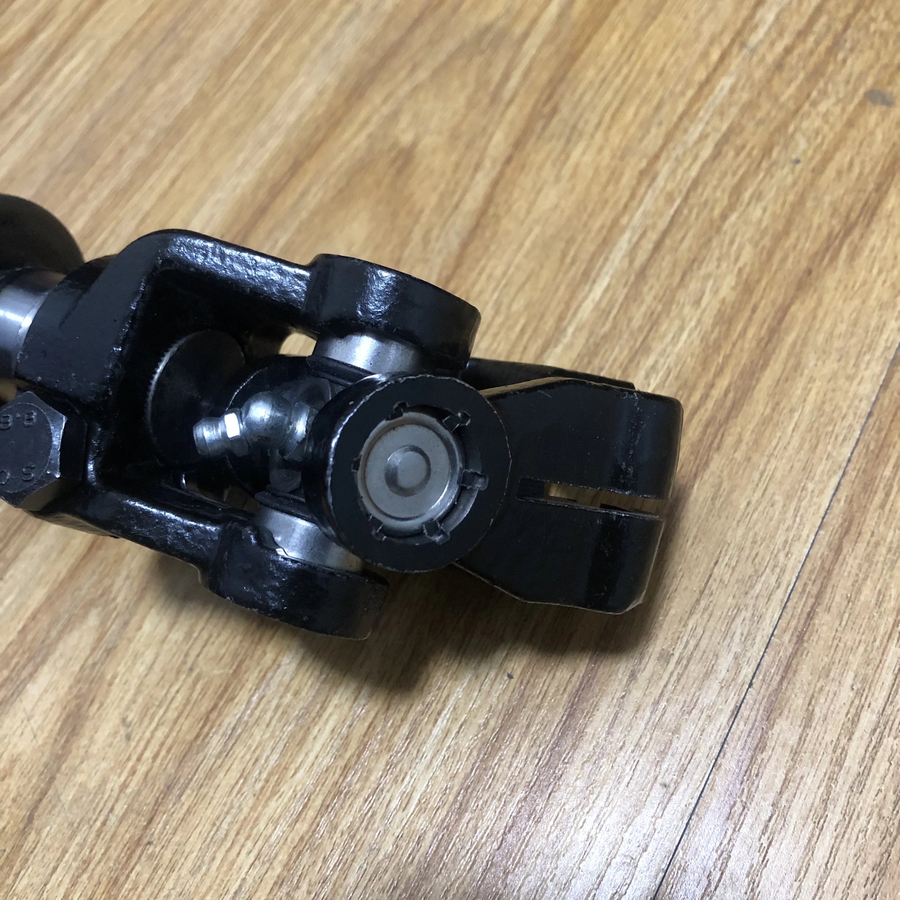 DT 4.60429 0393890 0004600157 3164600057 4254600157 421460045 For MERCEDES-BENZ ACTROS Heavy Duty Truck Shaft Steering Joint