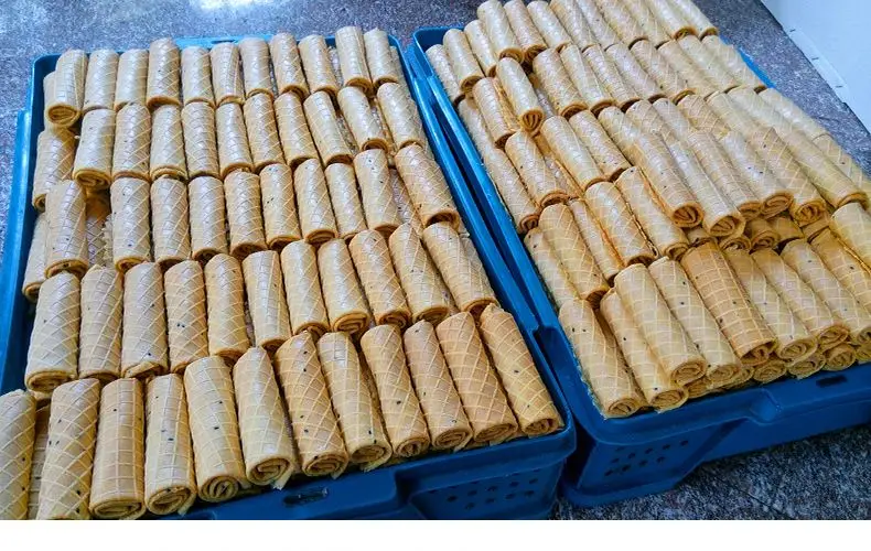 Высококачественное оборудование для производства хрустящих конусных рулонов машина закусок яиц вафель конусная чашка мороженого