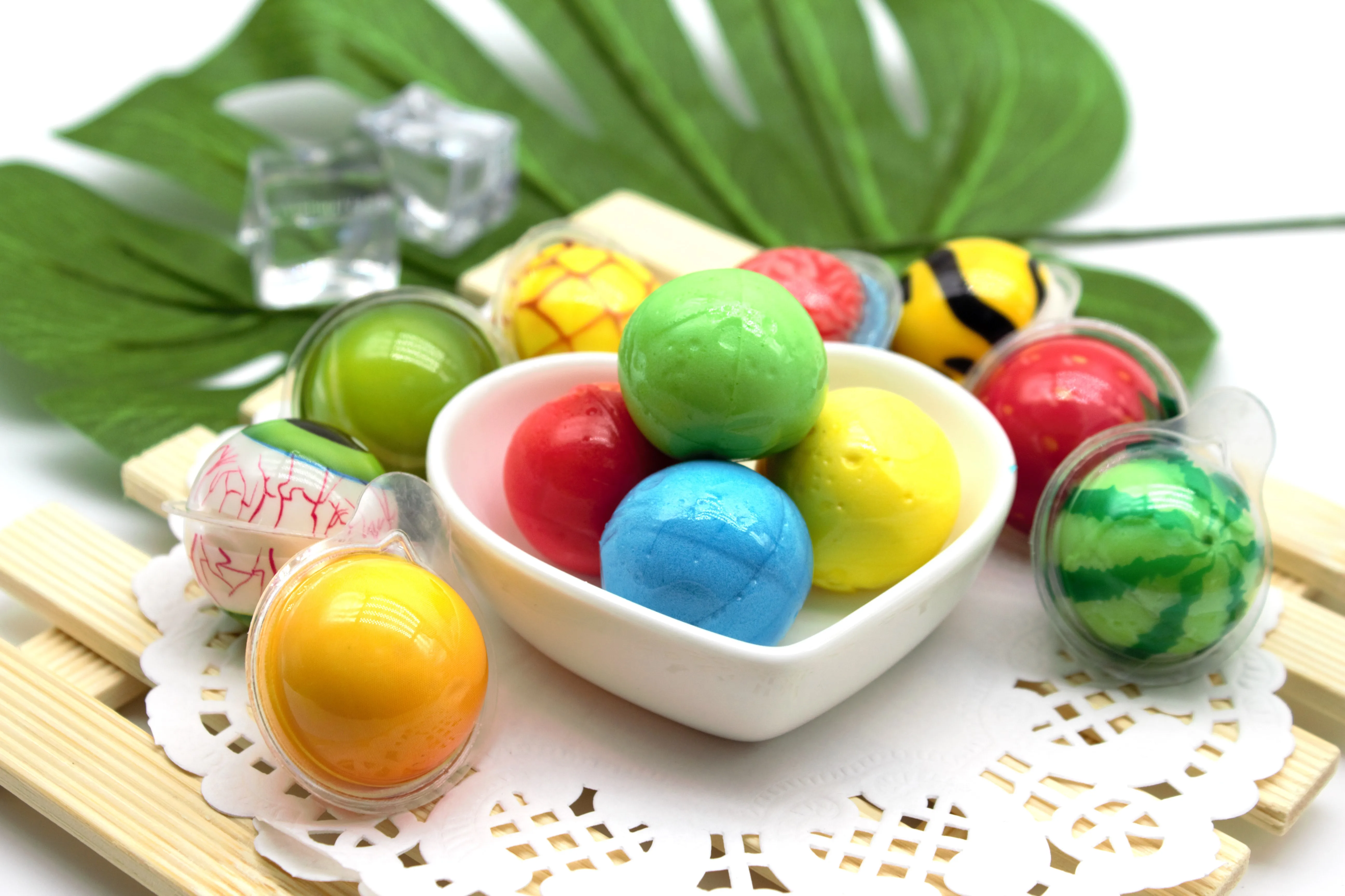 Factory Wholesale Strawberry Flavor jam filled  gummy candy