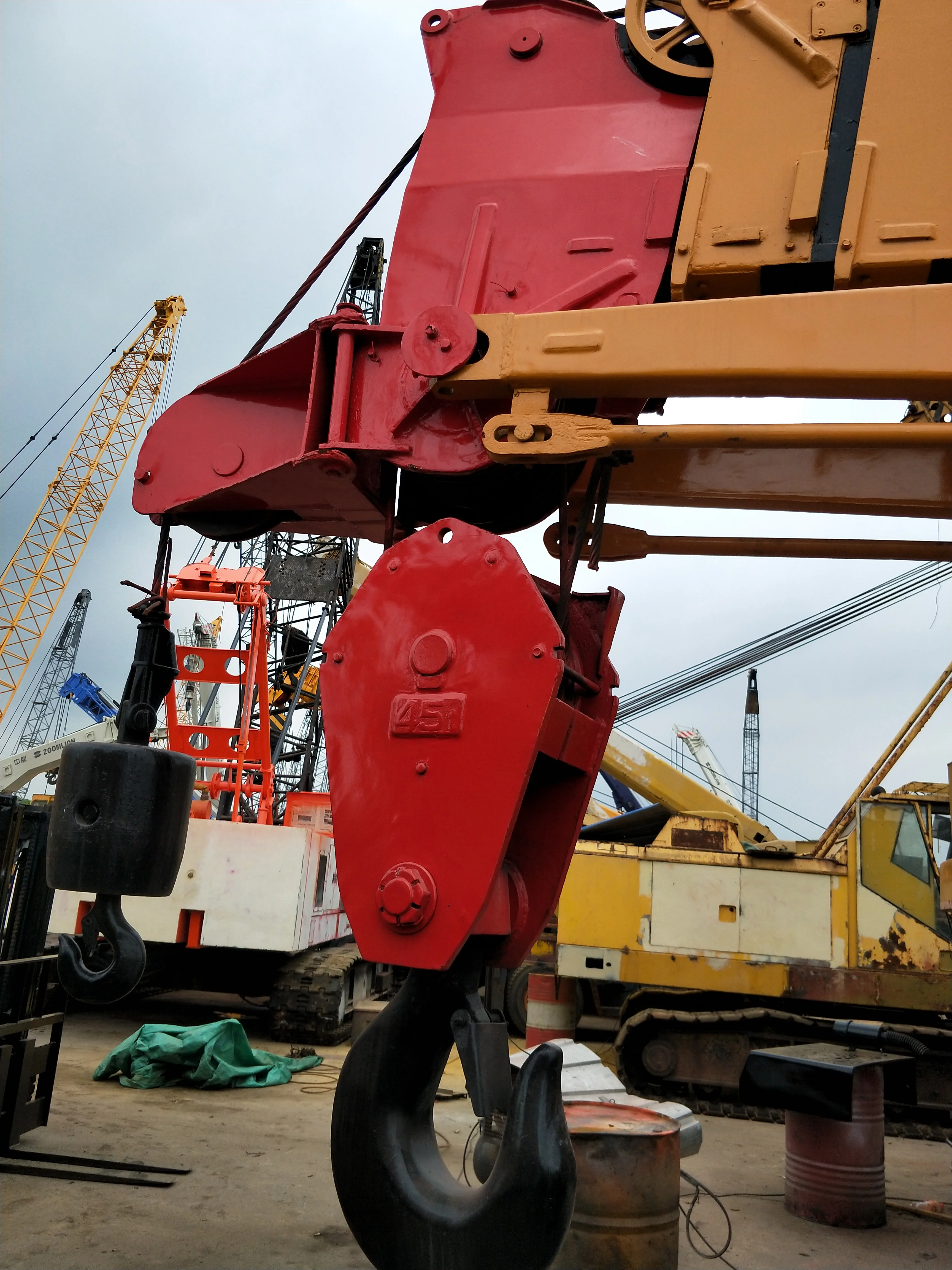 used kato 45ton crane nk450e Kato nk-400e nk500e truck