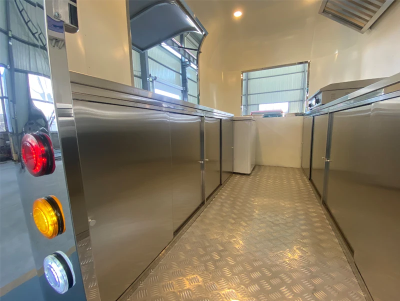 Europe Airstream Camper Trailer Travel Food Caravan Mobile Food Cart Food Truck For Sale