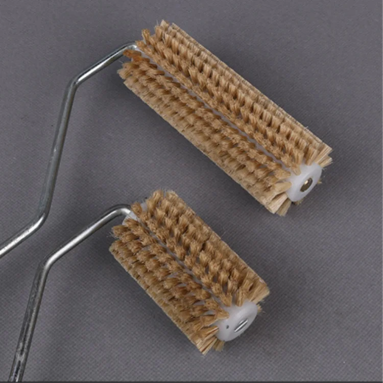 FRP special hand lay-up tool defoaming foaming cutting off roller bristle roller FRP Laminating Roller With plastic Handle