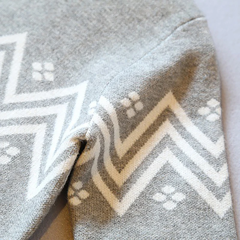 Spring Style Korean Damaskeen Knitted Girl Children With Two Pieces Of Cardigan Skirt Children Clothing Set