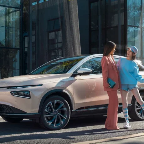 2024 New Energy SUV Xpeng G3i 460/520 Electric Car with Smart Auto and Long Range Luxury EV