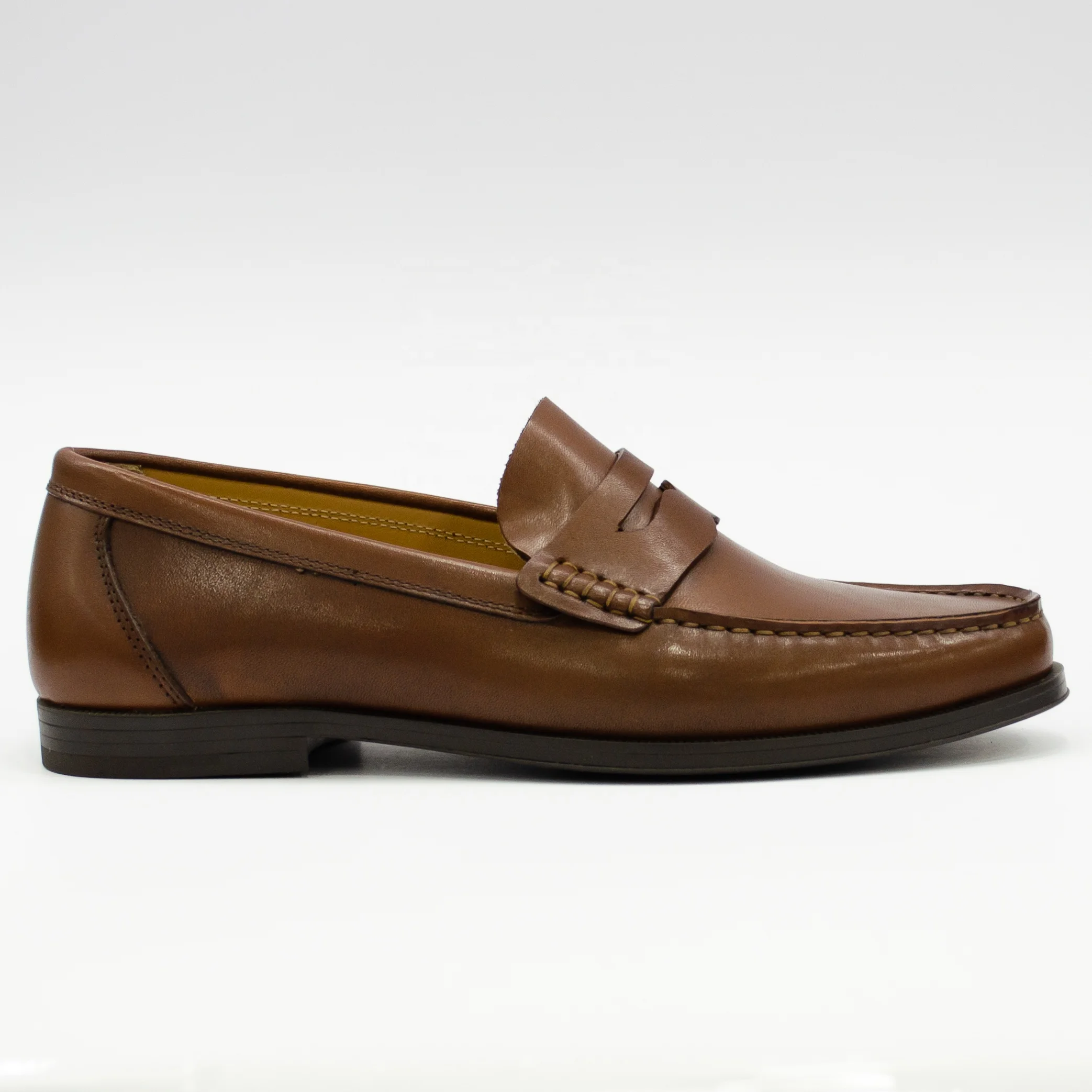 
DV420 COGNAC LEATHER MOCCASIN DRIVING SHOES MADE IN ITALY. AVAILABLE IN ALL COLORS. MADE IN ITALY WITH GENUINE LEATHER 