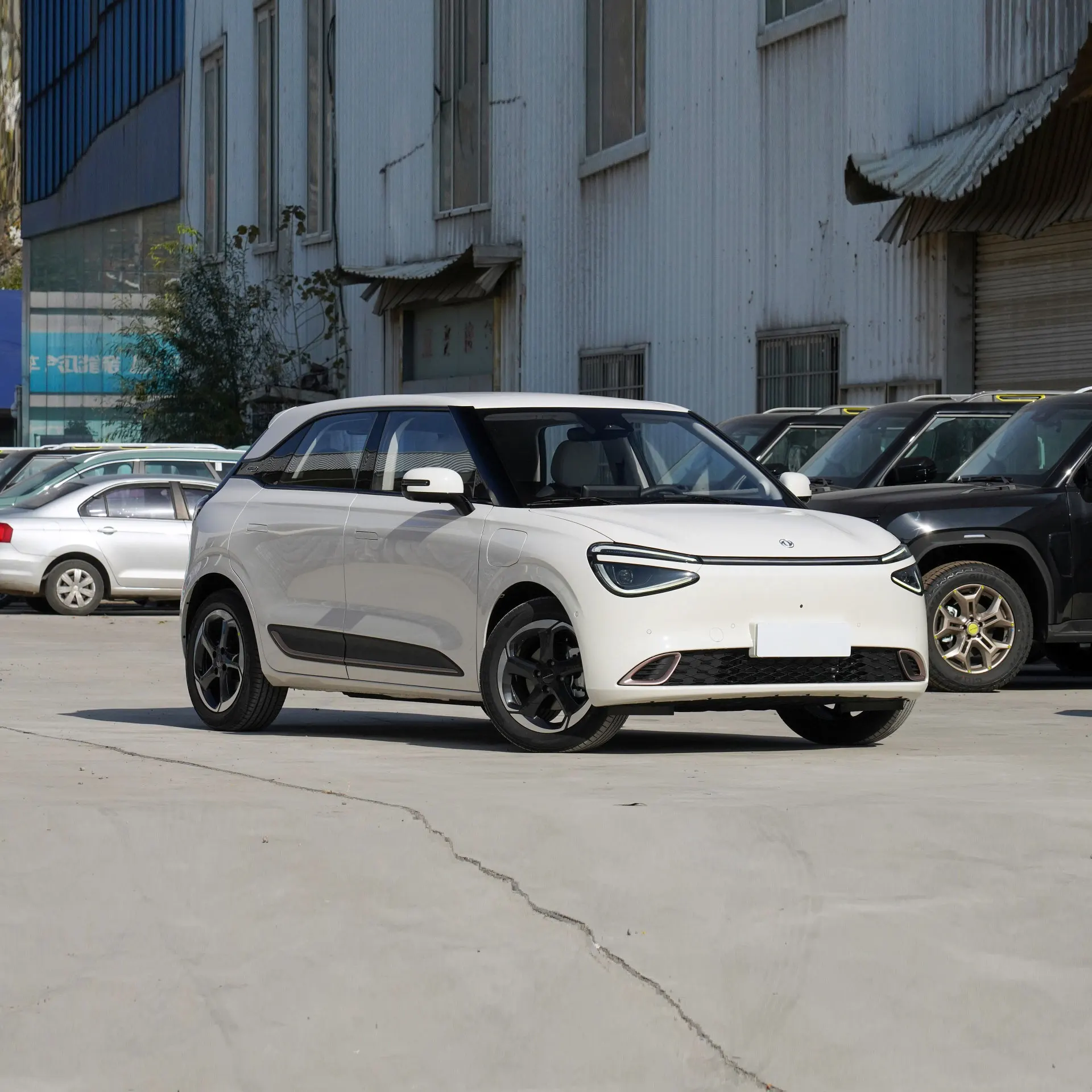 2024 Dongfeng Nano 01 430 Max Новый энергетический автомобиль с литий-железо-фосфатным аккумулятором рулевое левое электрическое транспортное средство для взрослых