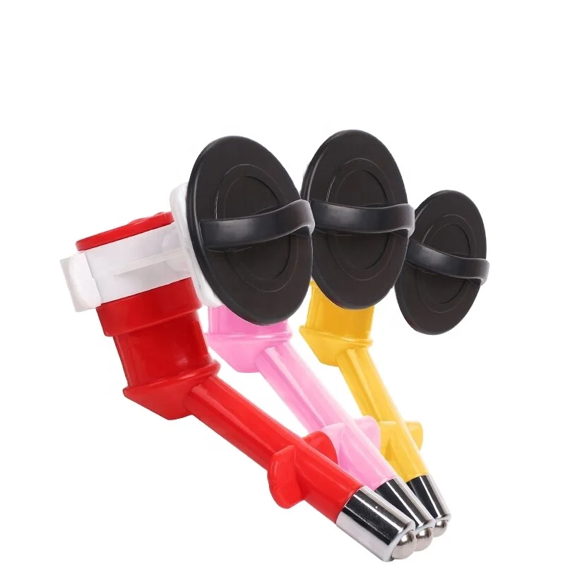 Ball hanging pet drinking head can be equipped with beverage coke bottle drinking spout pet supplies wholesale