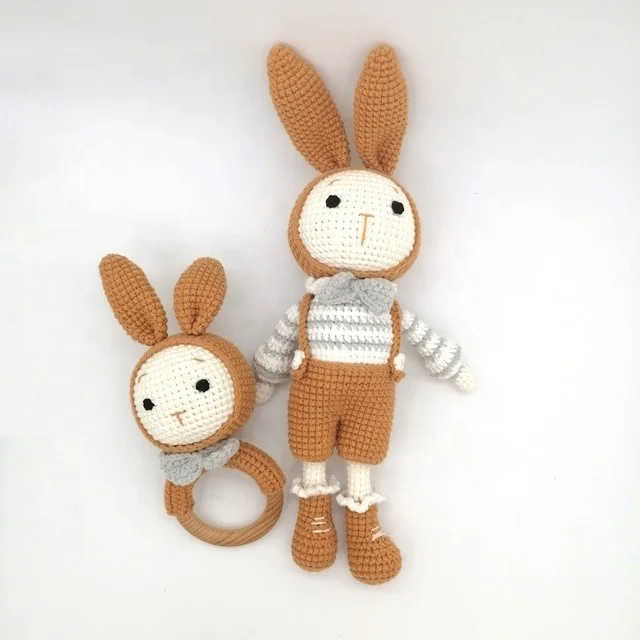 Wholesale 100% Handmade Crochet Couple Bunny Amigurumi Doll for baby with CE certification