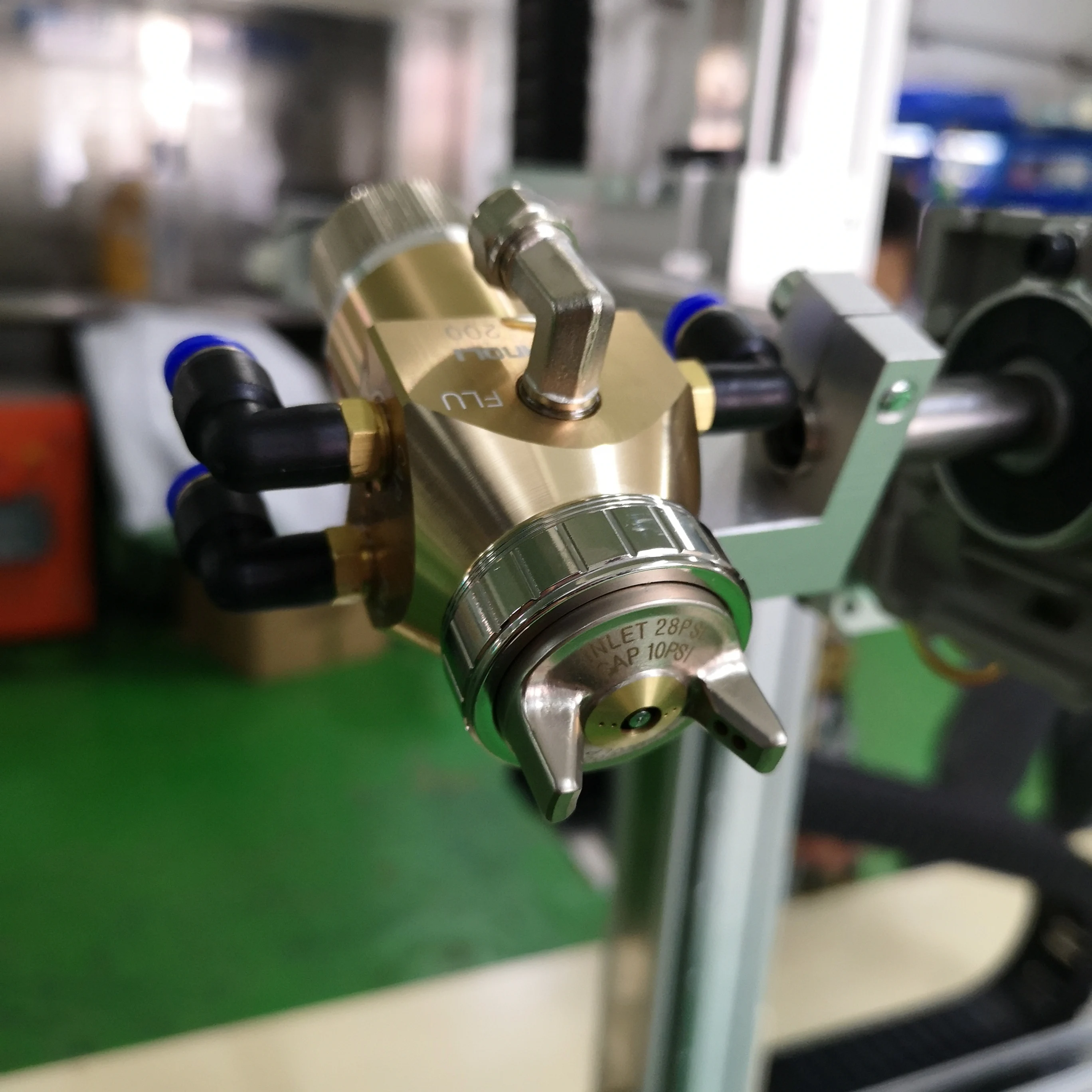 Famous brand of Spray guns painting separate parts with diameter 1.0 mm or 1.3 mm